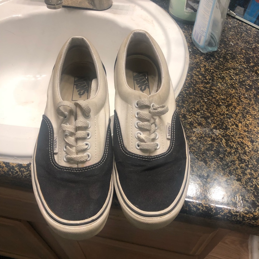Vans Black and White